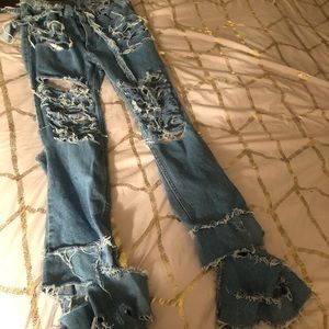 Trendy Distressed Jeans